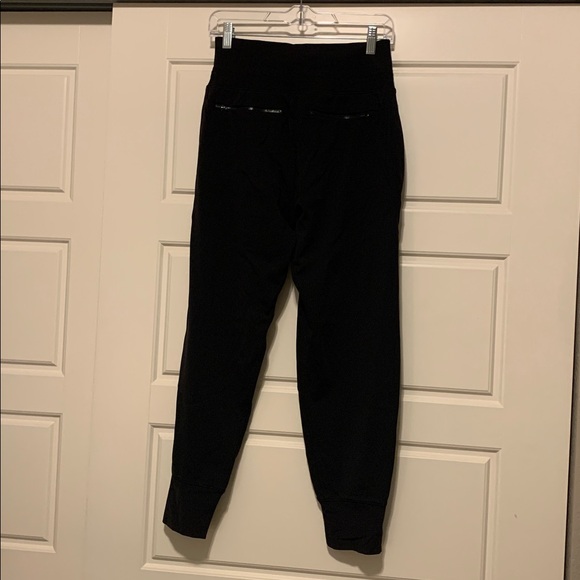 Athleta Black Venice Jogger, size S - Picture 8 of 8